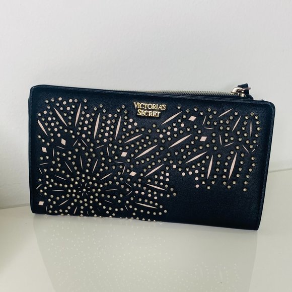 VICTORIA'S SECRET STUDDED BLACK/GOLD SLIM WRISTLET WALLET - Picture 1 of 9